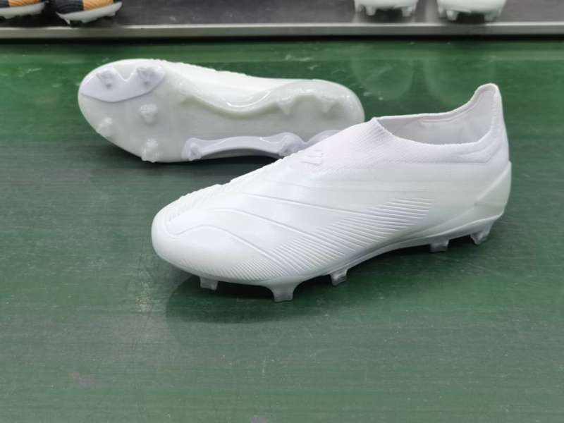 Adidas Predator Elite Laceless FG Size 39--45-57140353